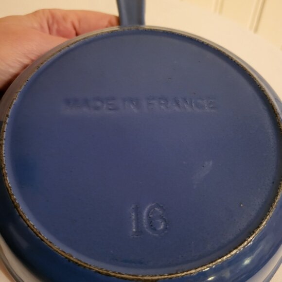 LE CREUSET Vintage Blue Cast Iron Skillet #16 FRANCE 6.5" - Picture 4 of 6